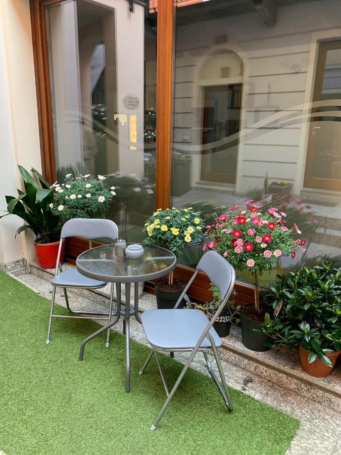 Residenza Lisy Hotel Verbania Kültér fotó