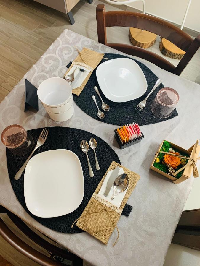 Residenza Lisy Hotel Verbania Kültér fotó
