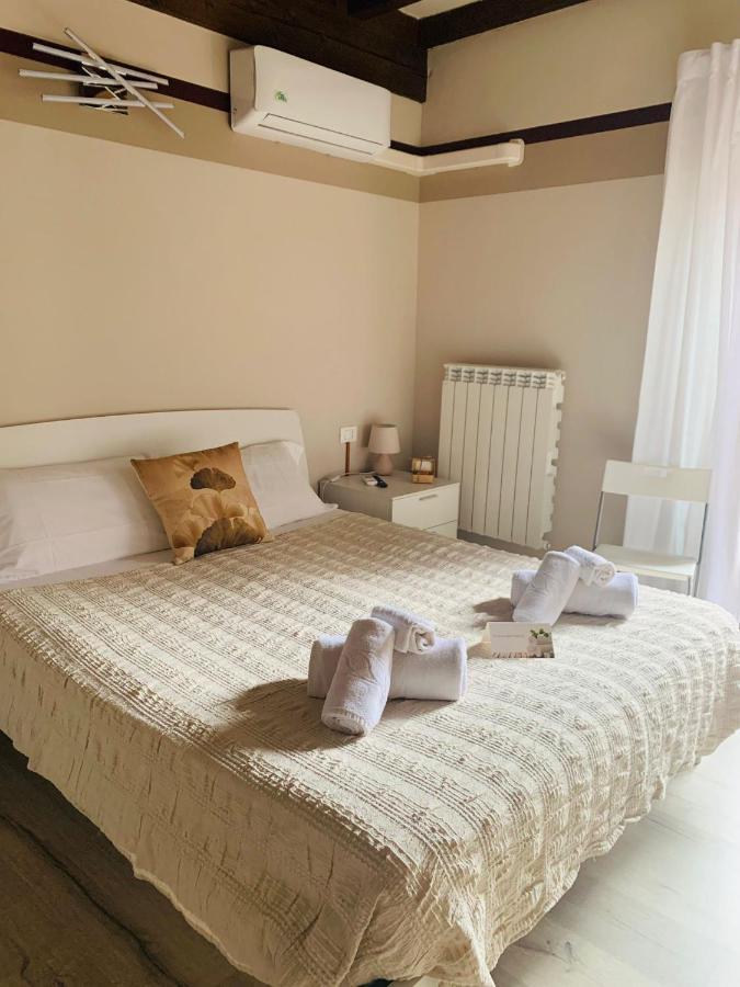 Residenza Lisy Hotel Verbania Kültér fotó